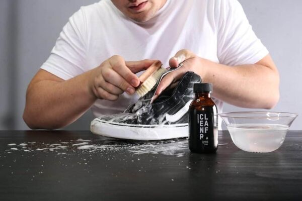 SNEAKERRAP | Get 4 Pairs Collected, Cleaned & Delivered