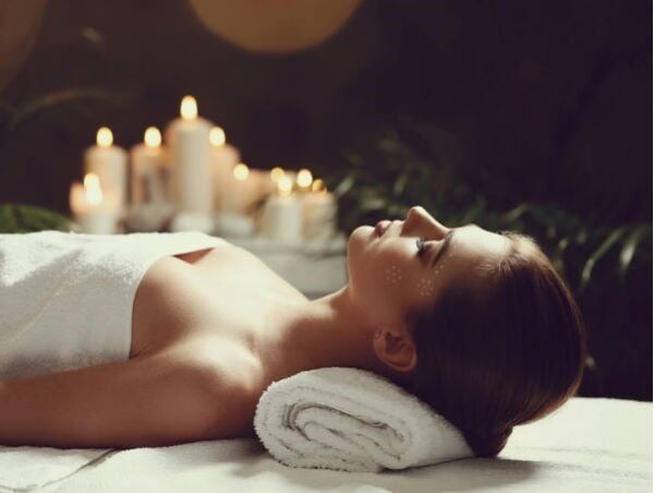 Mangwanani Boutique Spa-Ushaka | 1 Hr Couples Massage and Gondola Ride