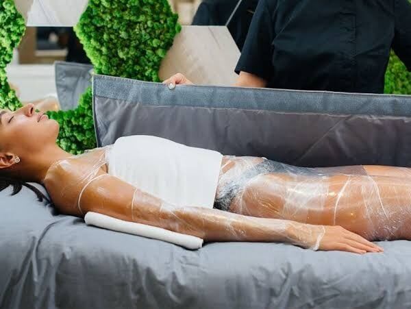 Bella Casa Guest House | Get Slim and Trim with this Spa Package Incl Slim Wrap and Lymphatic Massage For 1