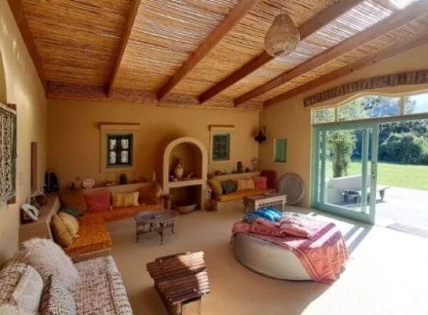 Akasha Mountain Retreat | A Beautiful Mountain 1 Weeknight Getaway for Four