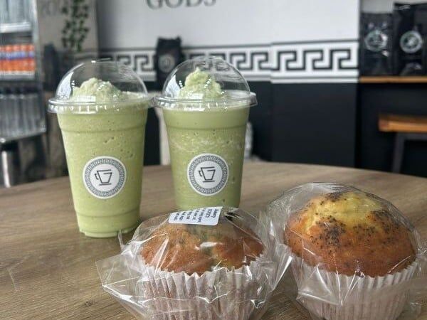 Georges Coffee Bar | Matcha Latte Lovin, Get 2  Large Ice Matcha Lattes and 2 Muffins